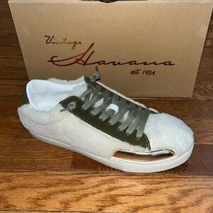 Vintage Havana Leather Melissa Cozy Sherpa Sneaker Beige & Olive Green Women’s 8